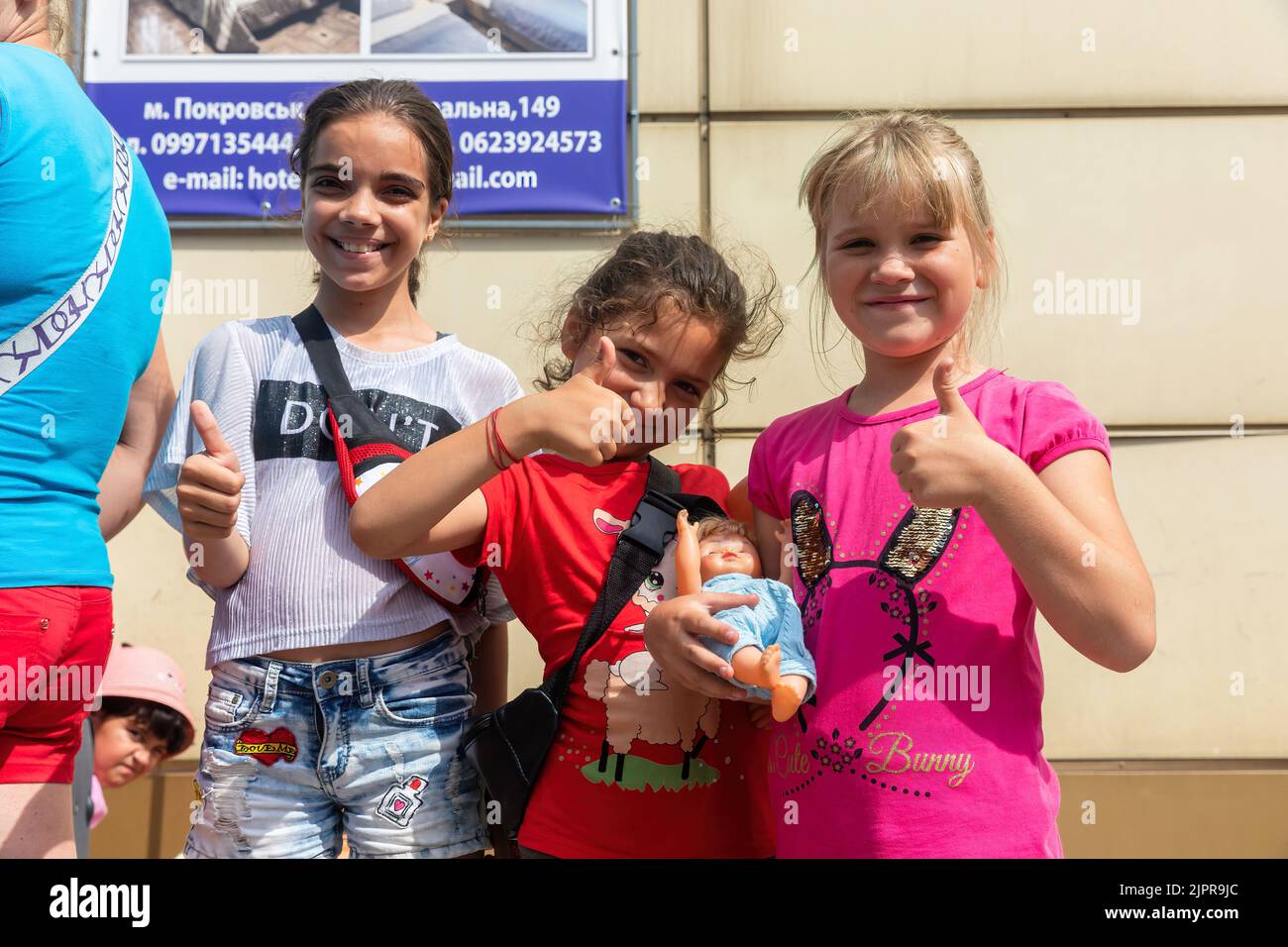 children-evacuation-ukraine-hi-res-stock-photography-and-images-alamy