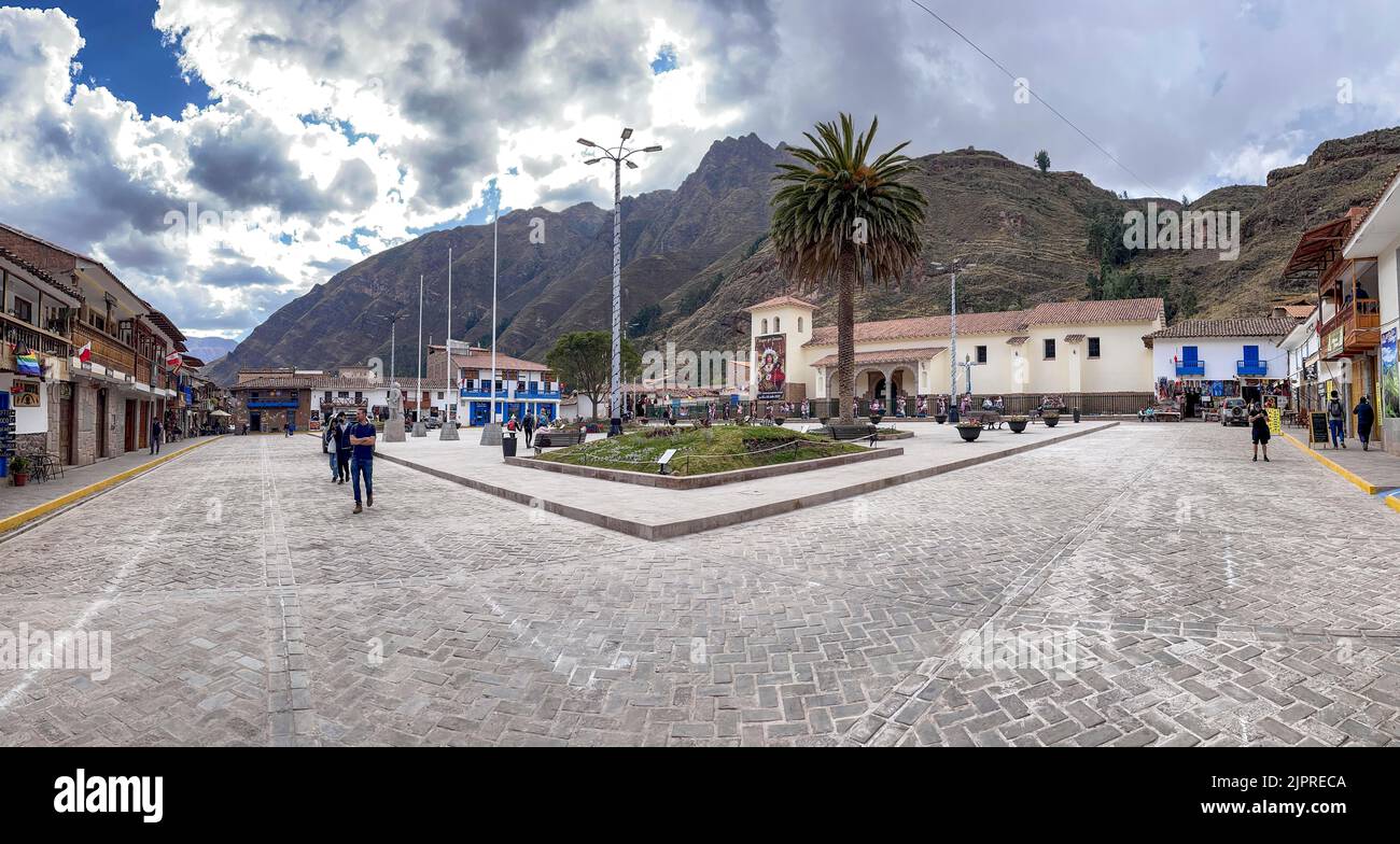 Village square, Pisac, Andean highlands, Peru Stock Photo