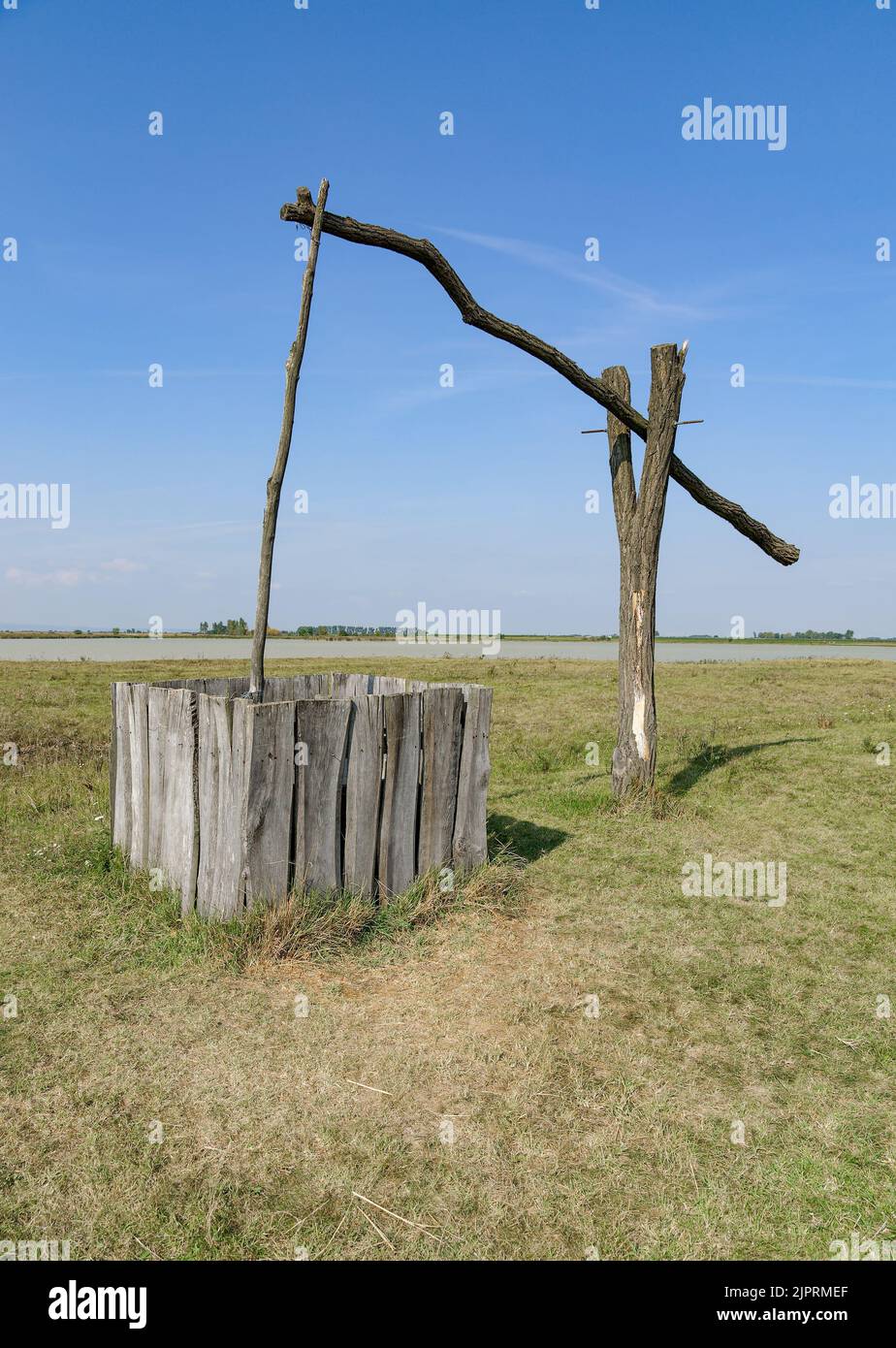 Draw well at Lange Lacke Salt Lake,Seewinkel National Park at Neusiedler See,Burgenland,Austria Stock Photo