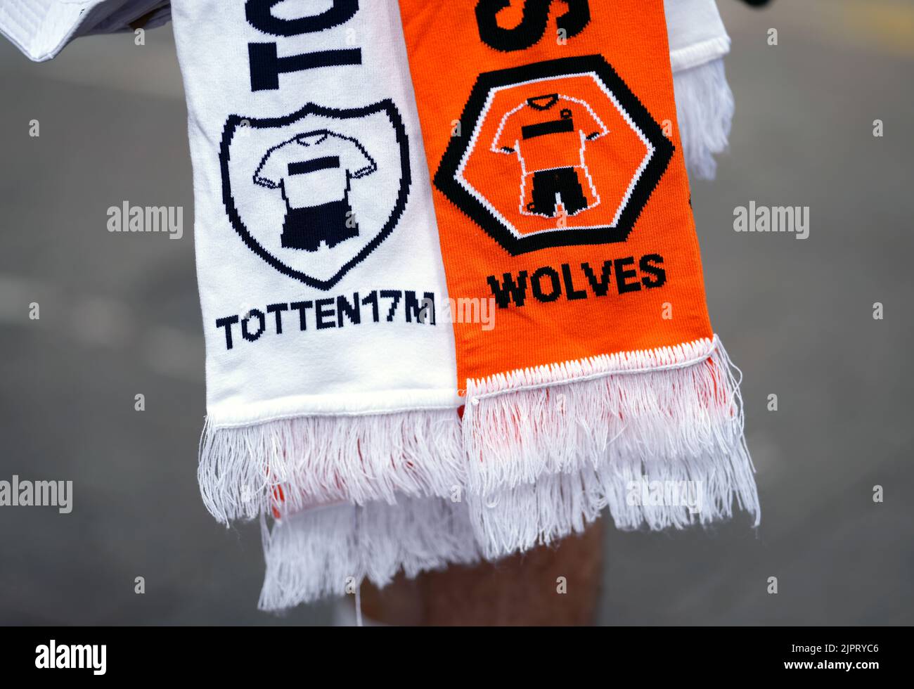 Tottenham Hotspur FC Spurs Scarf (official Product) | Scarves \ Clubs