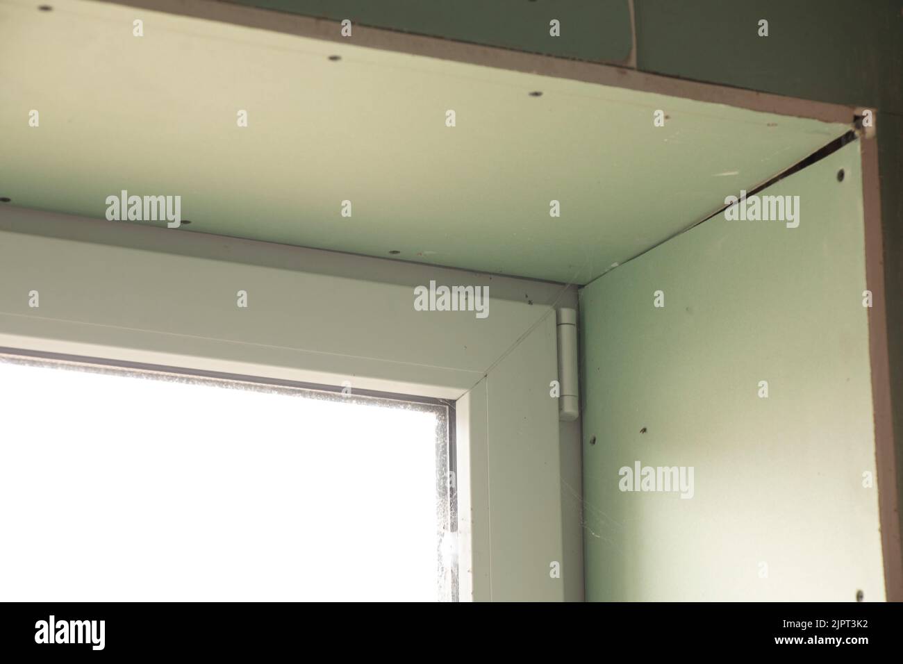 Window Plasteboard windows with plasterboard slopes, moisture and fungus, apartment ...