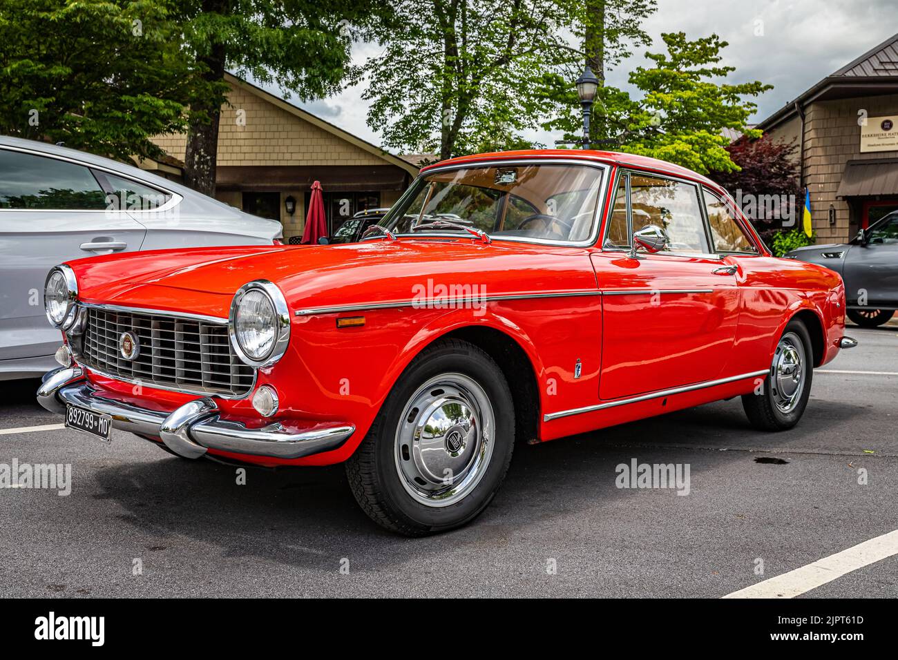 Fiat Coupe Hi Res Stock Photography And Images Page 3 Alamy