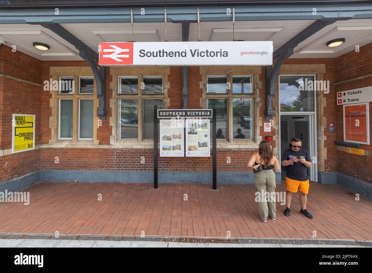 Southend on Sea, UK. 20th Aug, 2022. RMT workers and railway staff on a