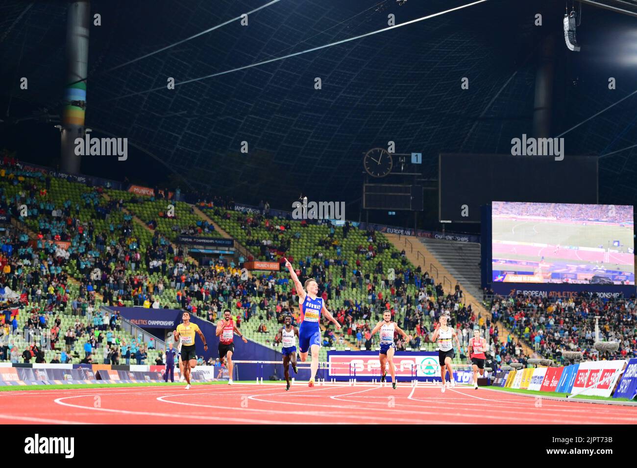 Warholm Karsten of Norway, Happio Wilfried of France, Copello Yasmani of Turkey, Valiant Ludvy of France, Abubaku Joshua of France, Watrin Julien of Belgium, Bonvin Julien of Switzerland, Coroller and Victor of France in action during Final of European Champhionsh Munich 2022 in Olympiastadion , Munich, Baviera, Germany, 19/08/22 Stock Photo