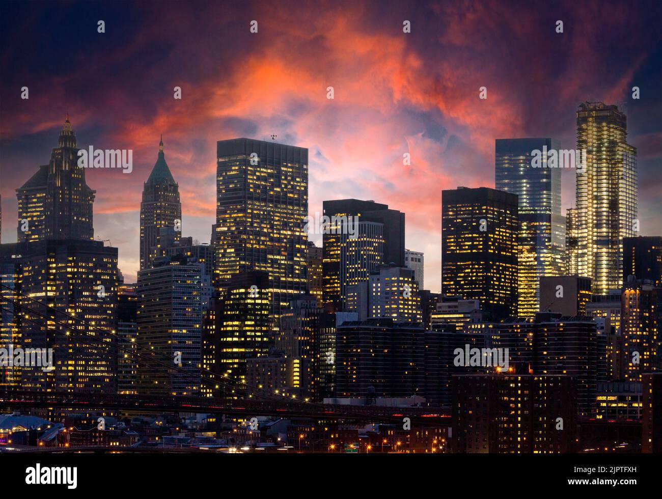 New york above clouds hi-res stock photography and images - Alamy