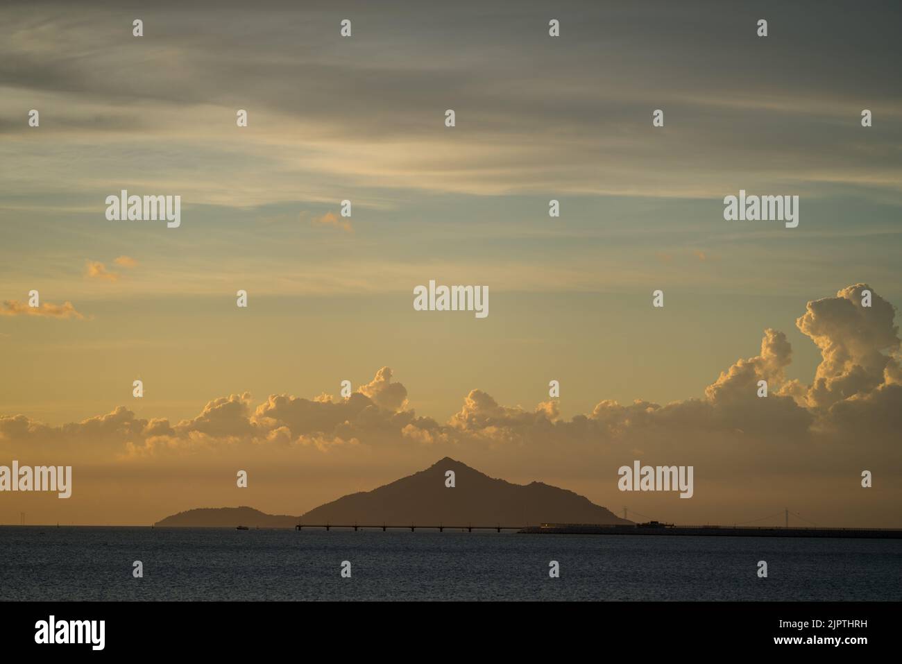 Catching the Sunset after the Rain, Chek Lap Kok. (August 2022) Stock Photo