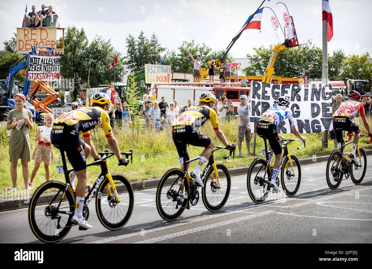 20220820 161130 WOUDENBERG Farmers are organizing a protest along