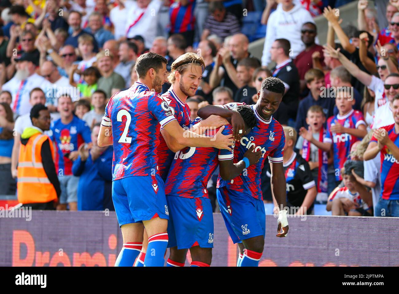 Crystal palace players hi-res stock photography and images - Alamy