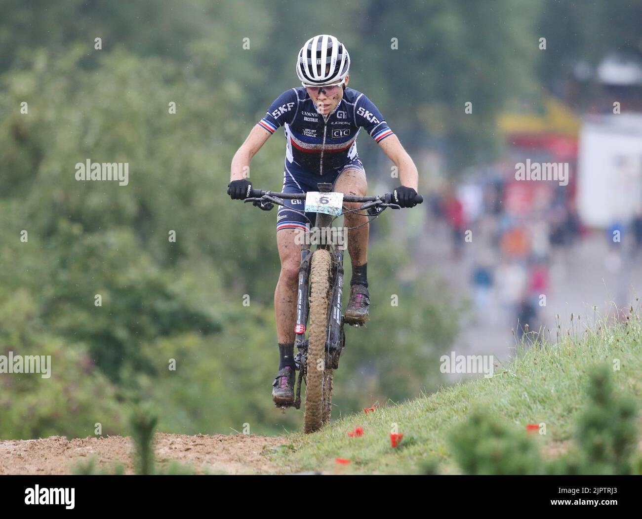Loana of France Gold medal during the Cycling Mountain Bike