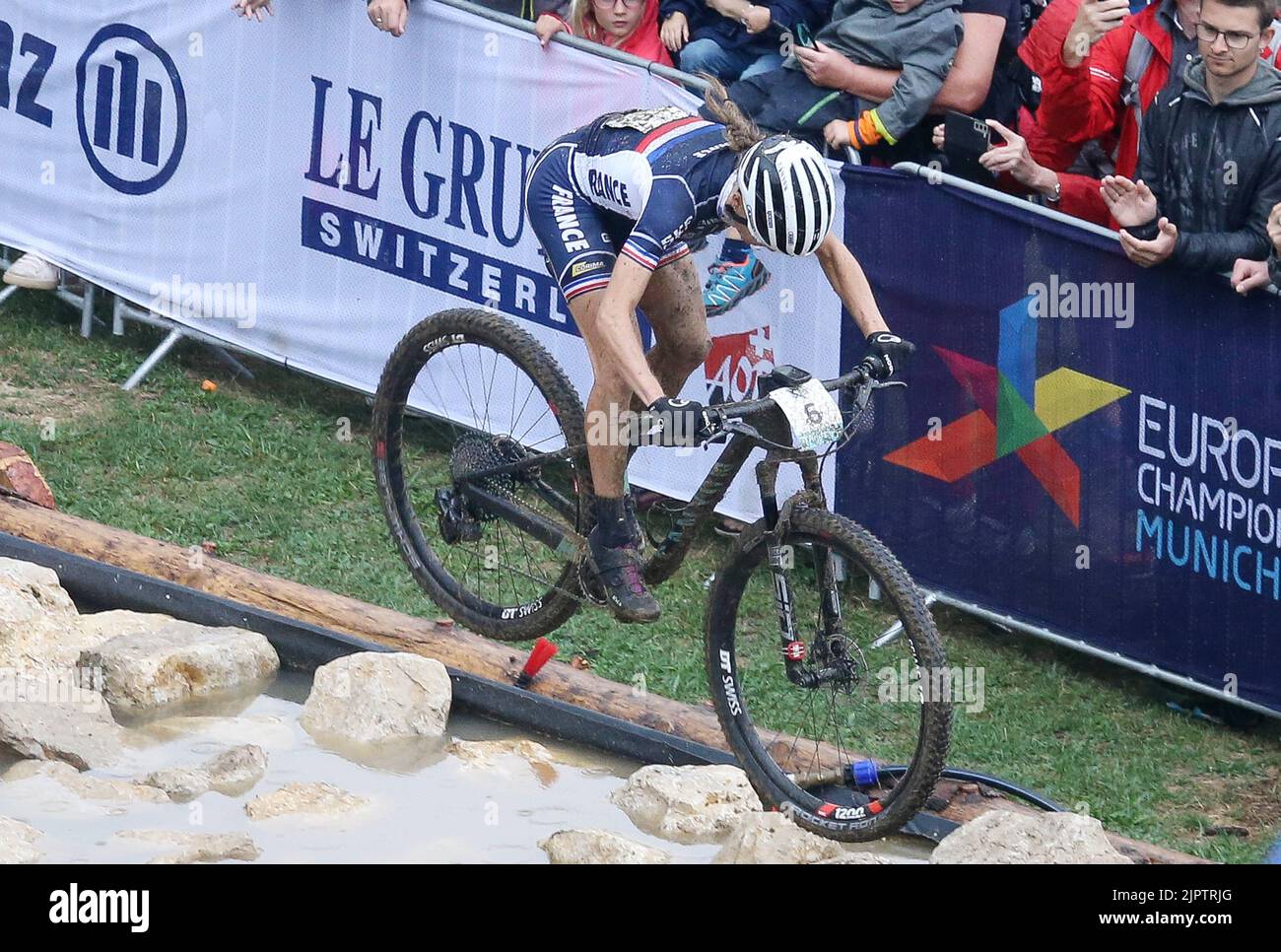 Loana of France Gold medal during the Cycling Mountain Bike
