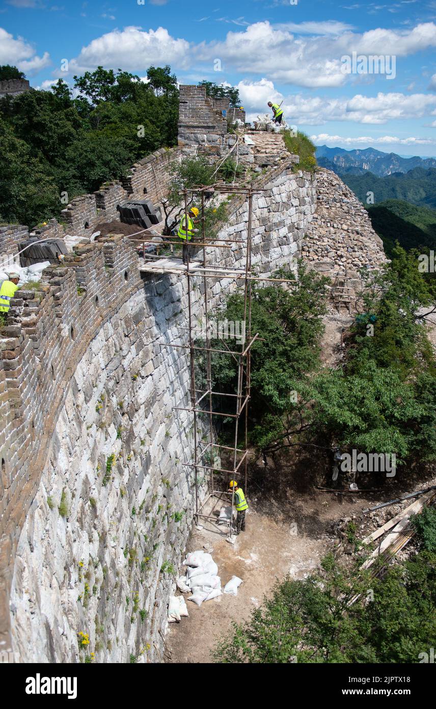 220820 BEIJING Aug 20 2022 Xinhua Workers Use Mechanical baltimore-crime-map-gis-geography