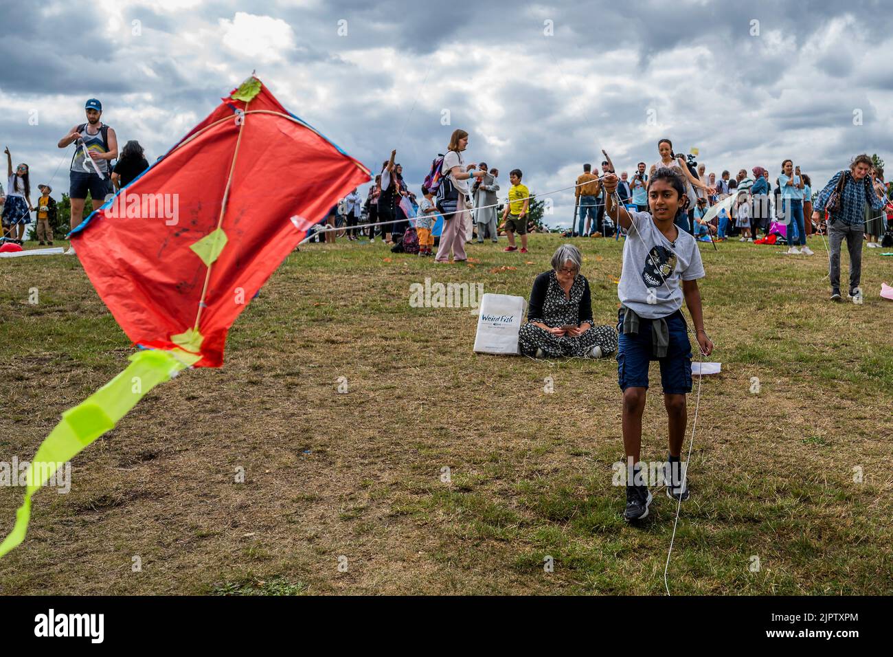 London, UK. 20th Aug, 2022. Flying the kites on Parliament Hill Fly