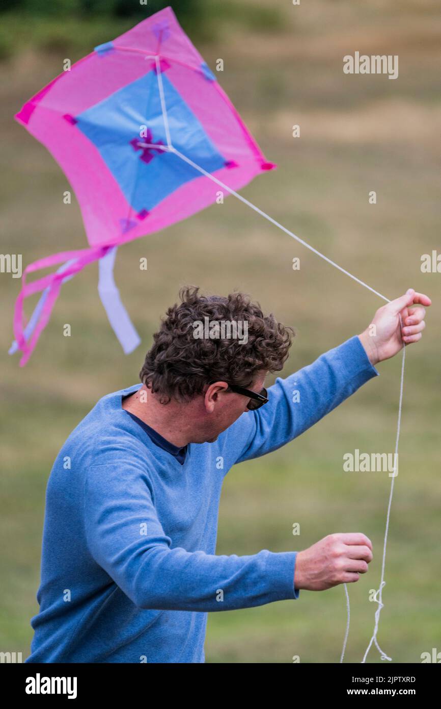 London, UK. 20th Aug, 2022. Flying the kites on Parliament Hill Fly