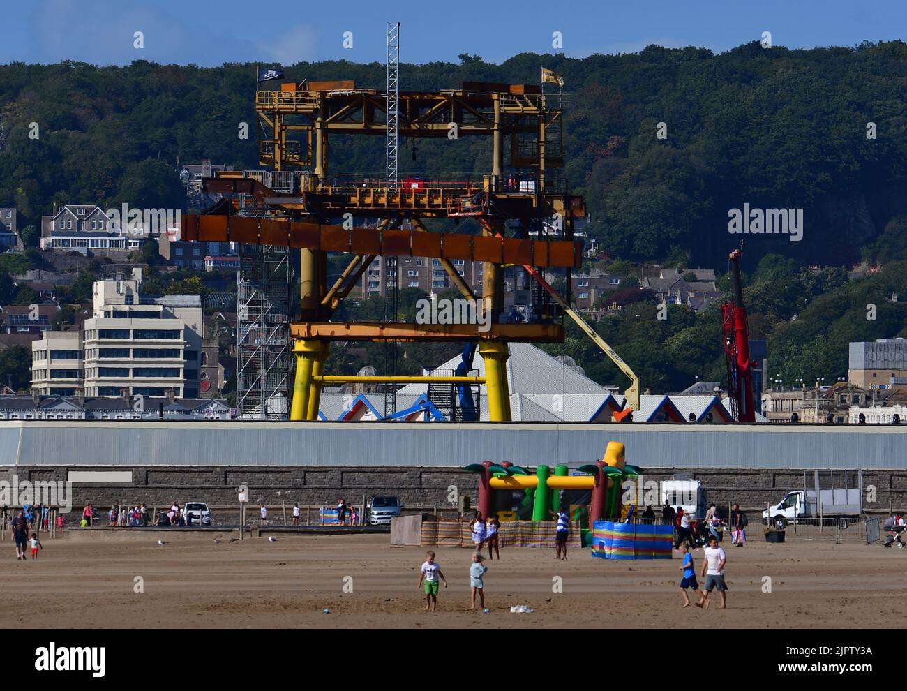 Weston Super Mare, UK. 20th Aug, 2022. On a warm and windy afternoon the Decomissioned North sea oil rig being assembled in the Tropicana on the sea front due to delays Now Not Opening before September, the offical opening day was for the comming weekend AUGUST  for visitors and tourists. Picture Credit: Robert Timoney/Alamy Live News Stock Photo