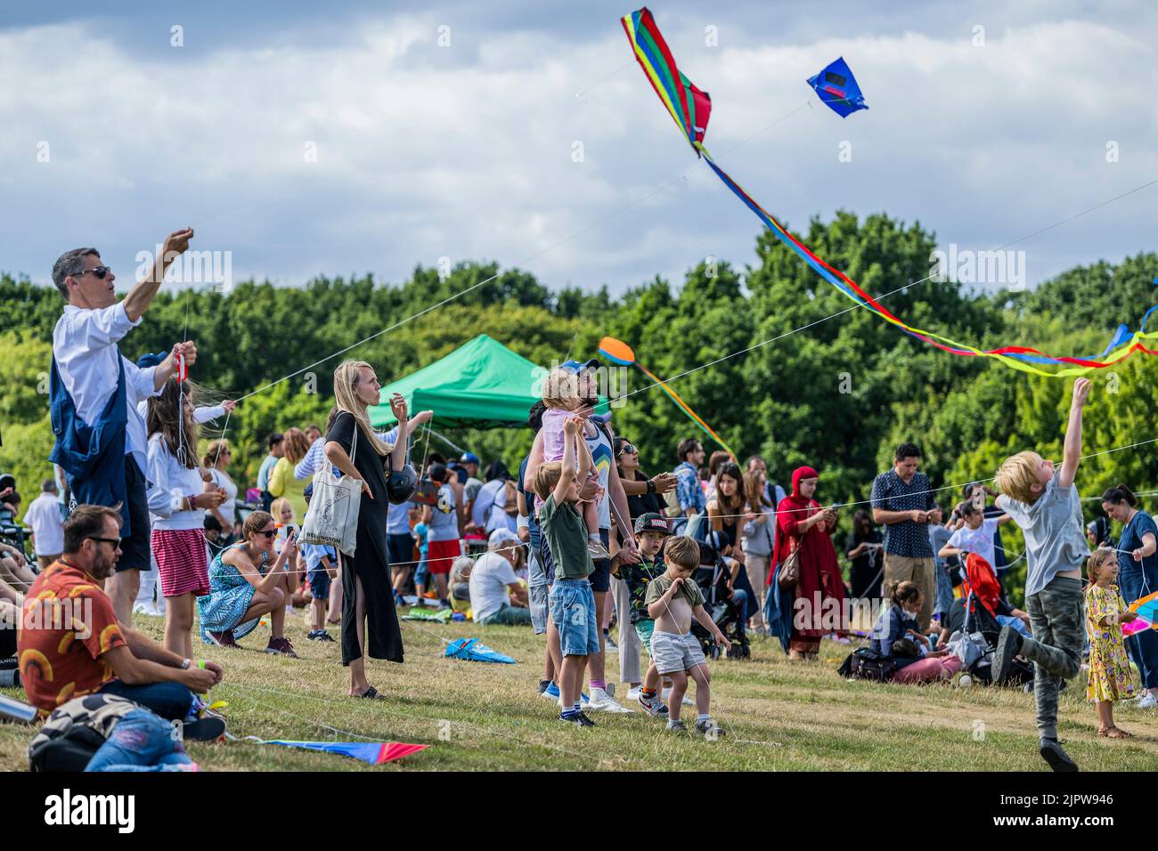 London, UK. 20th Aug, 2022. Fly With Me the UK's largest kite flying