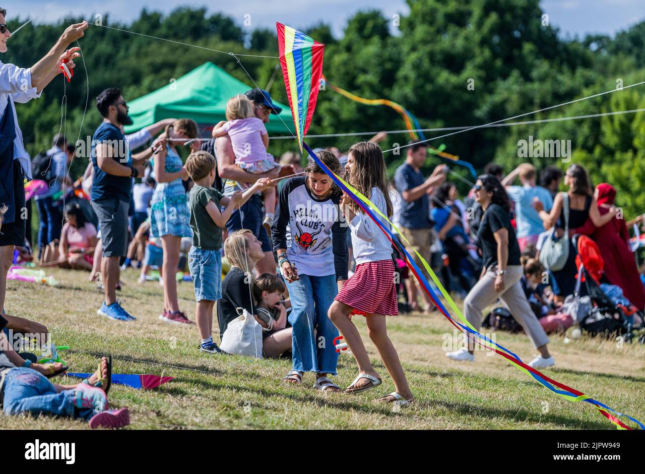 London, UK. 20th Aug, 2022. Fly With Me the UK's largest kite flying
