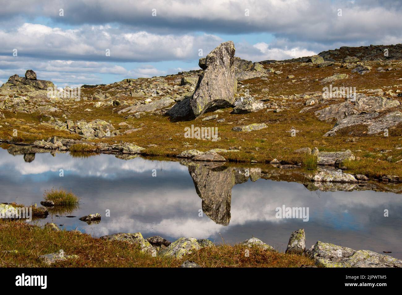 Huge rocks along Kungsleden hiking trail between Serve and Aigert ...