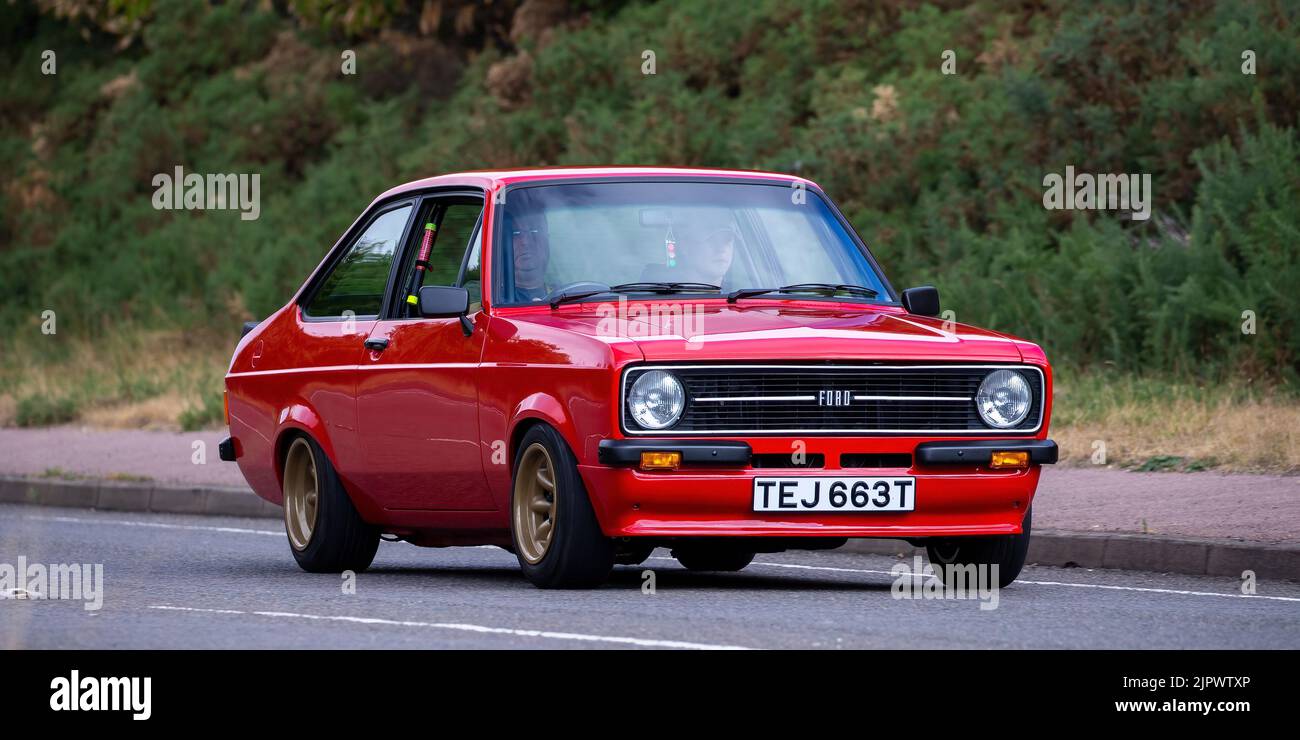 Red ford escort hi-res stock photography and images - Alamy