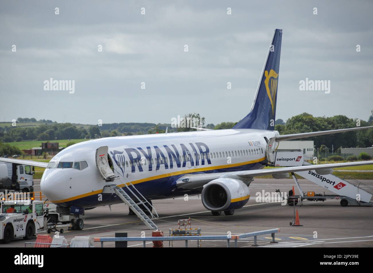 Cork airport. Ireland. Passengers walking into Cork Airport's Rynair airplane Stock Photo Alamy