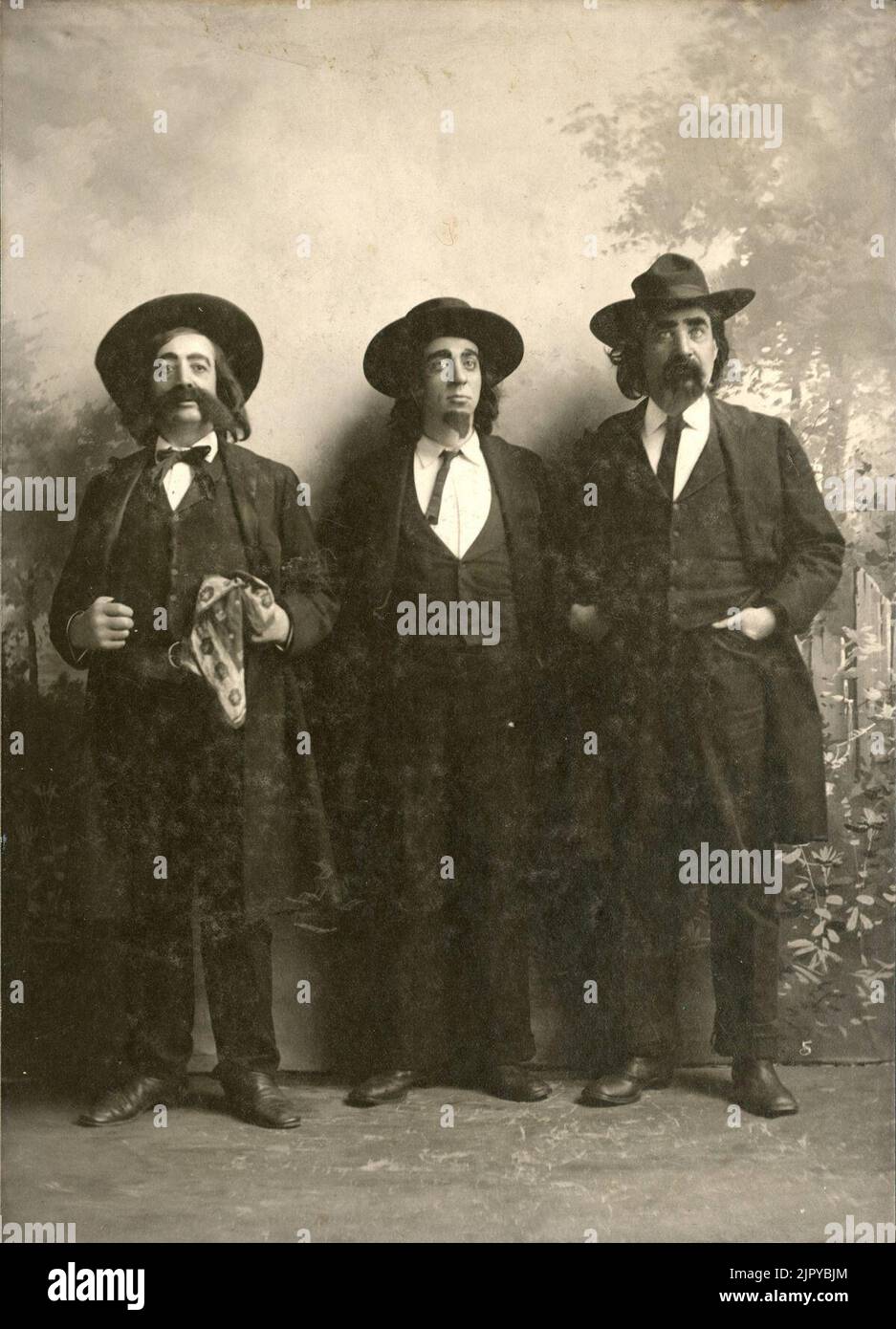 Three characters from ''A Texas Steer'' Stock Photo Alamy