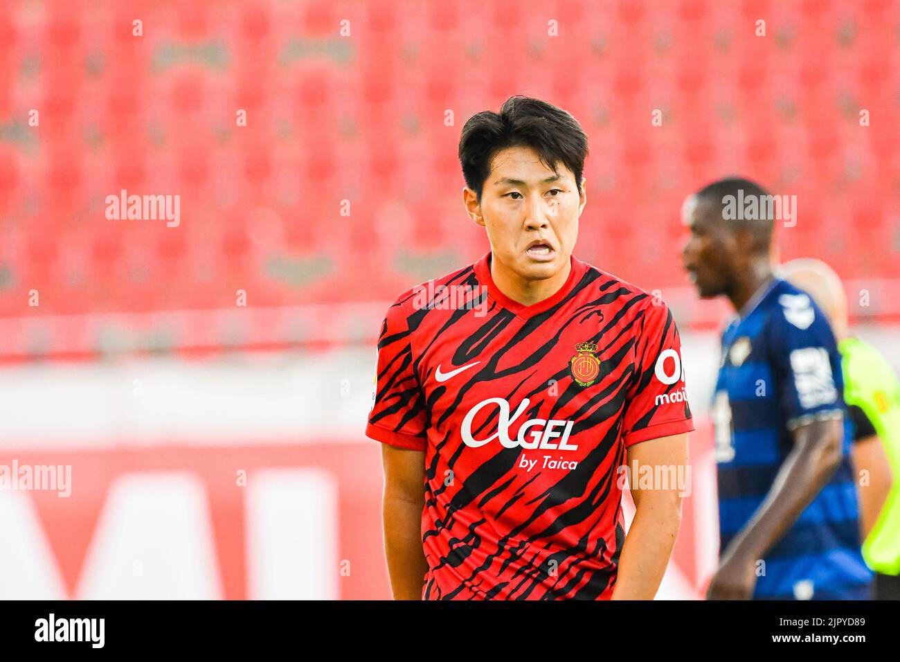 MALLORCA, SPAIN - AUGUST 20: Kang-in Lee of RCD Mallorca during in the match between RCD Mallorca and Real Betis of La Liga Santander on August 20, 2022 at Visit Mallorca Stadium Son Moix in Mallorca, Spain. (Photo by Samuel Carreño/PxImages) Stock Photo