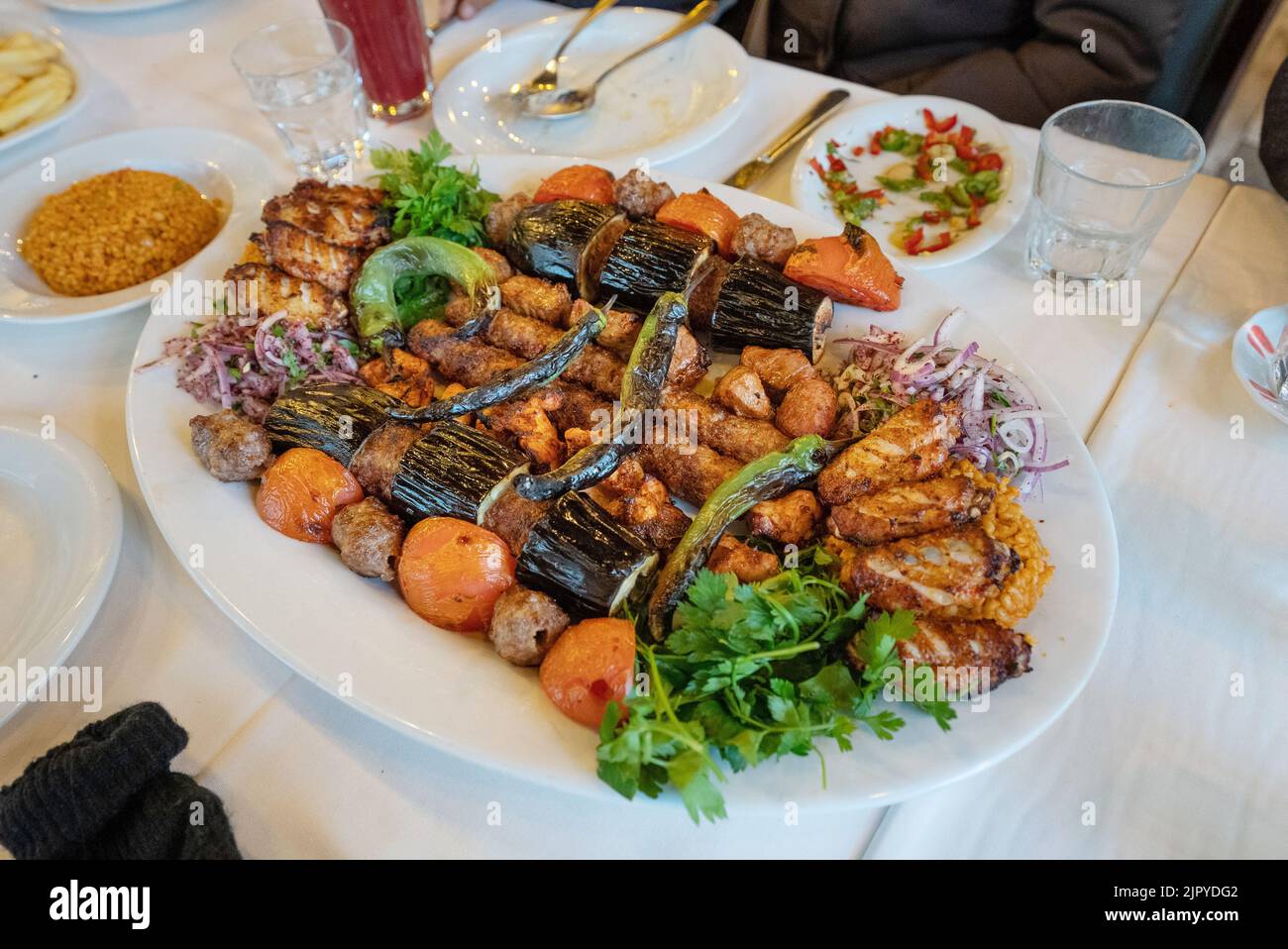 kebab meat platter with chilli and onion Stock Photo Alamy