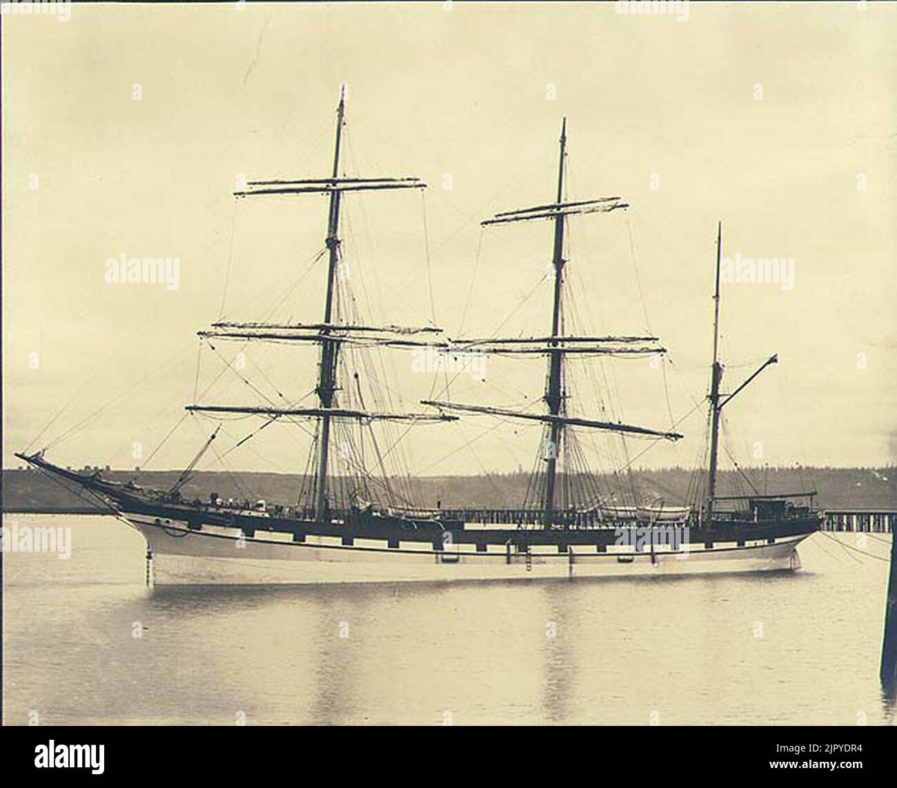 Three-masted Bark FALKIRK at anchor, Washington, ca 1904 (HESTER 303) Stock Photo