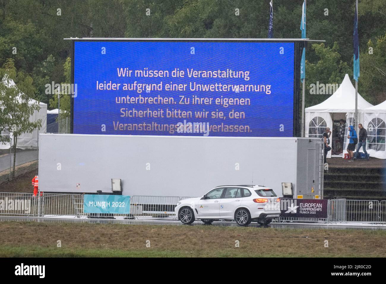 20 August 2022, Bavaria, Oberschleißheim: Canoe: European Championship, event was first interrupted and then canceled. Photo: Ulrich Gamel/Kolbert-Press/dpa Stock Photo