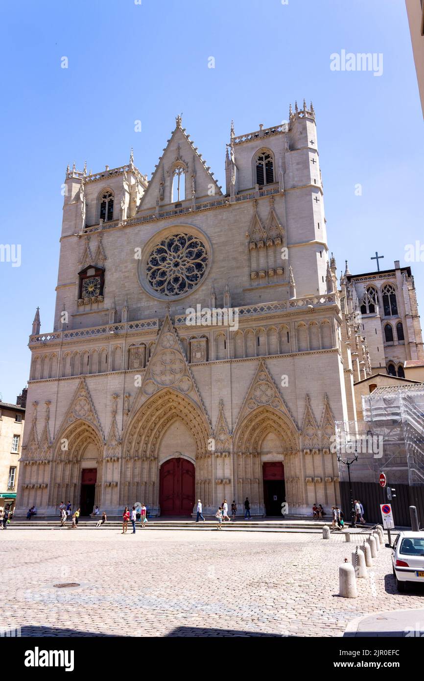 Place saint jean lyon france hi-res stock photography and images - Alamy
