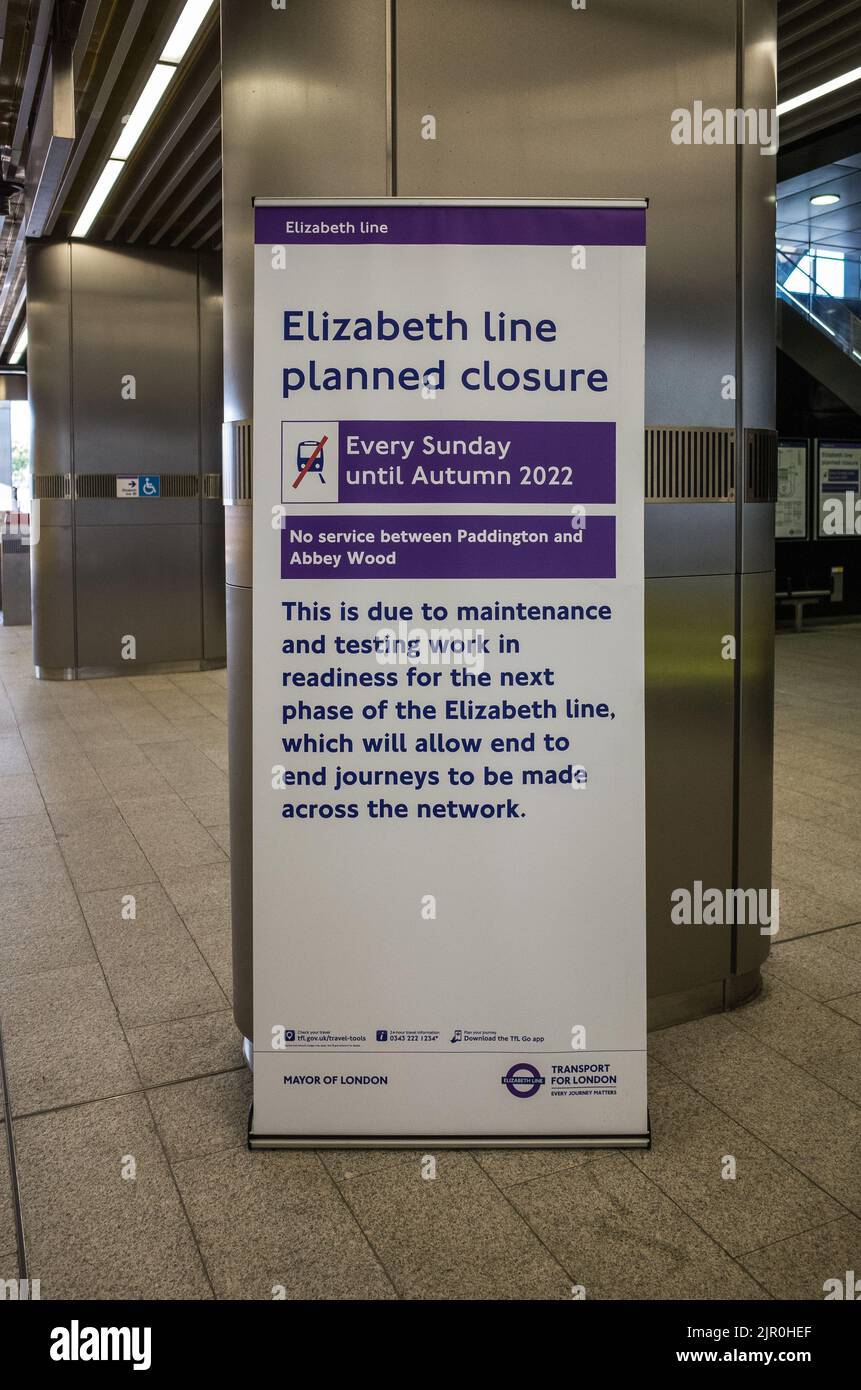 Elizabeth Line Planned Closure, customer sign in tube station during the London Tube Strikes, August, 2022 - England. Stock Photo