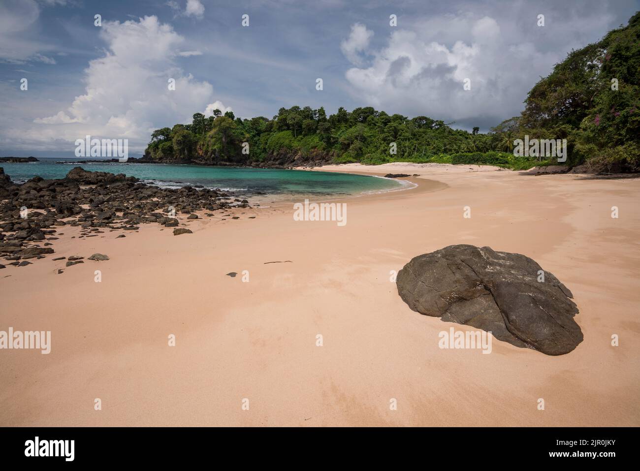 Tropical beach at low tide, Las Perlas archipelago, Panama - stock photo Stock Photo