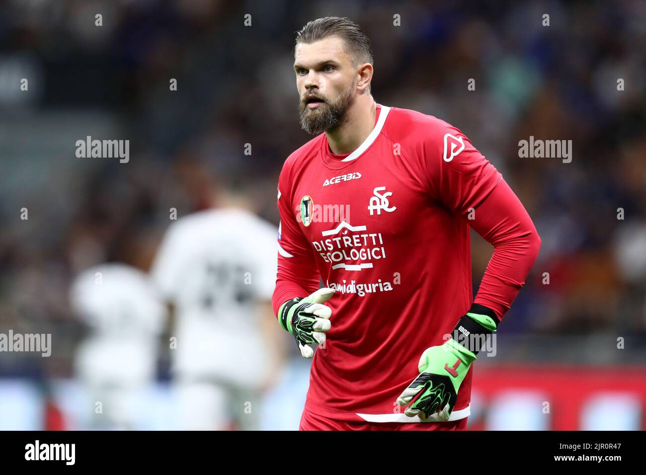 Milano, Italy. 20th Aug, 2022. Bartlomiej Dragowski of Spezia Calcio looks on during the Serie A match beetween Fc Internazionale and Spezia Calcio at Stadio Giuseppe Meazza on August 20, 2022 in Milano Italy . Credit: Marco Canoniero/Alamy Live News Stock Photo