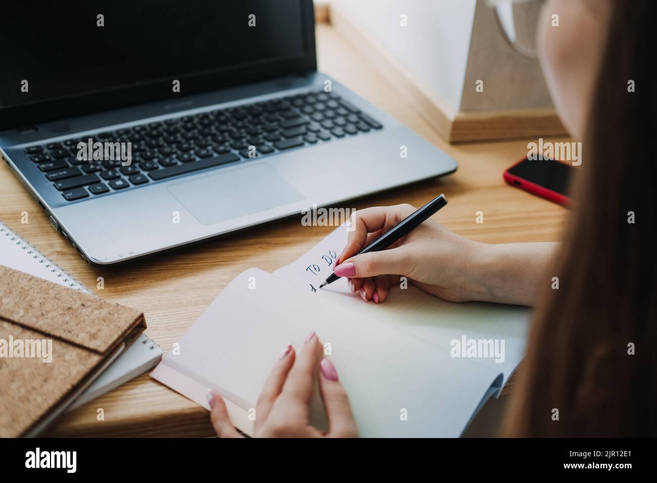 Taskmanager hi-res stock photography and images - Alamy