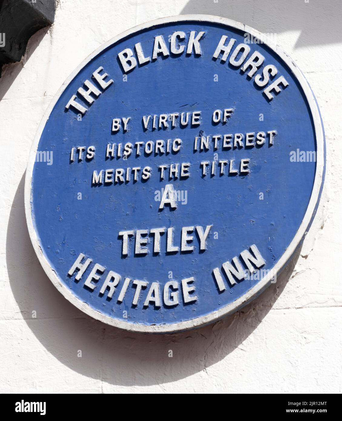 Heritage blue plaque at The Black Horse Inn a Tetley Heritage Inn, Church Street, Whitby, Yorkshire, England, UK Stock Photo