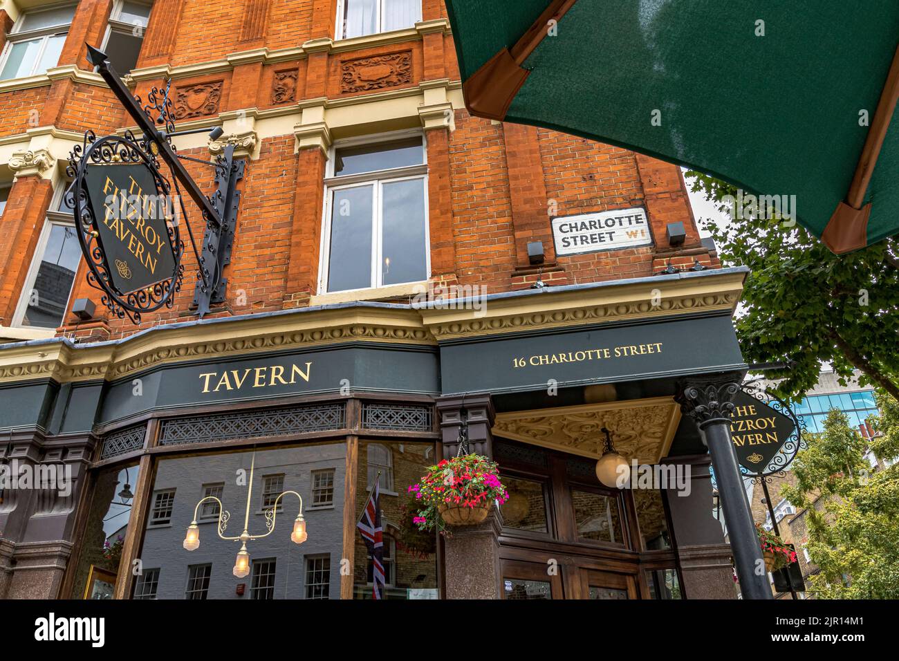 The Fitzroy Tavern a Victorian pub in hte heart of Fitzrovia  on Charlotte Street, London W1 Stock Photo