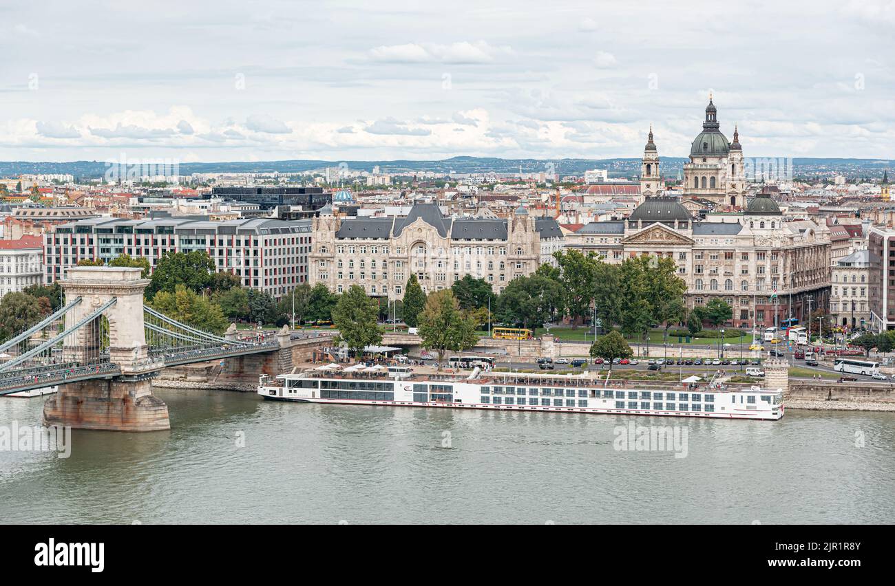 The Chain Bridge Szechenyi Lanchid in Budapest. Budapest Hungary Stock Photo