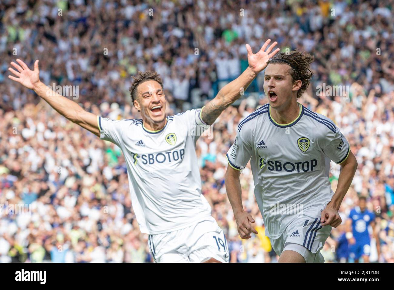 Brenden Aaronson 7 of Leeds United celebrates his goal with Rodrigo