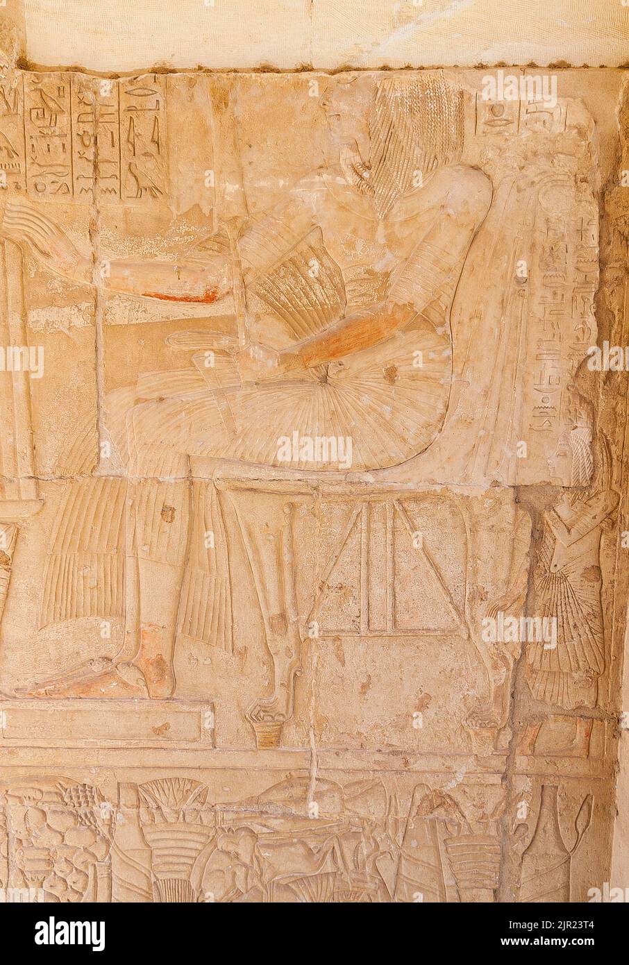 Egypt, Saqqara,  tomb of Horemheb,  statue room, Iunmutef priest censing Horemheb. Stock Photo