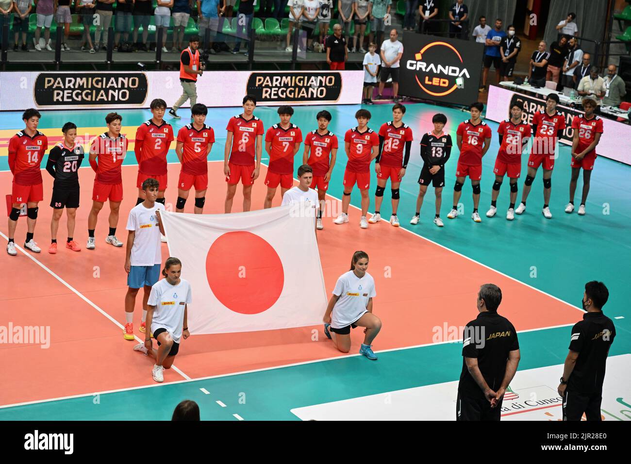 Cuneo, Italy. 20th Aug, 2022. team Japan during DHL Test Match Tournament - Italy vs Japan, Volleyball Intenationals in Cuneo, Italy, August 20 2022 Credit: Independent Photo Agency/Alamy Live News Stock Photo