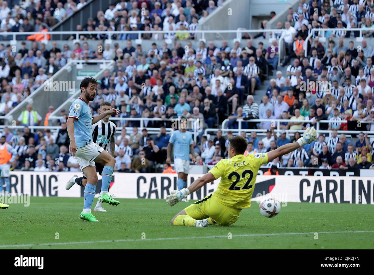 Newcastle, UK, 21/08/2022, BERNARDO SILVA MAKES IT 3-3, NEWCASTLE UNITED FC V MANCHESTER CITY FC, 2022Credit: Allstar Picture Library/ Alamy Live News Stock Photo