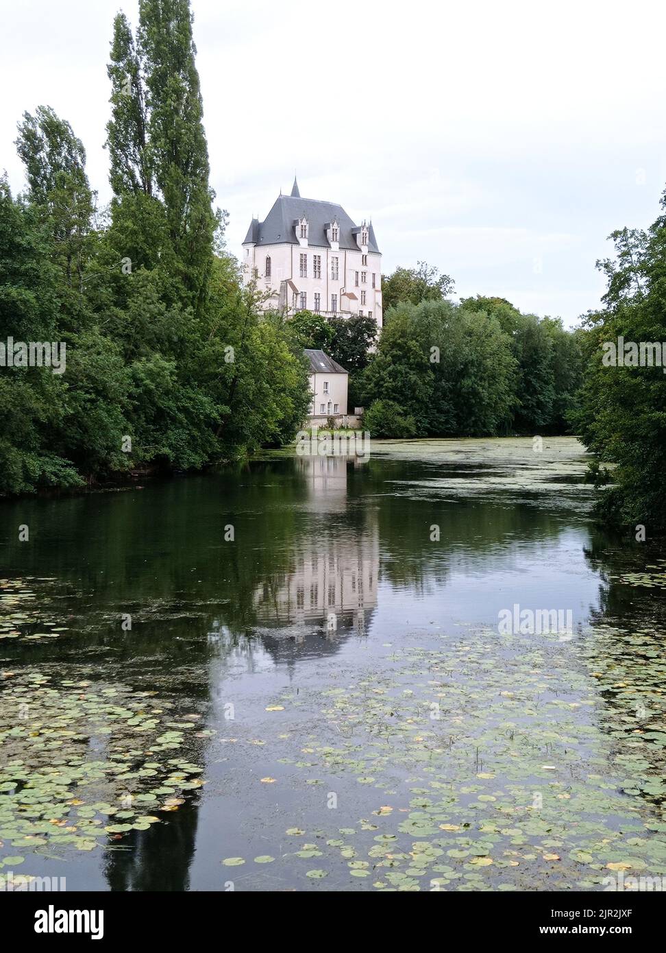Le château Raoul de Châteauroux, Indre, France Stock Photo - Alamy
