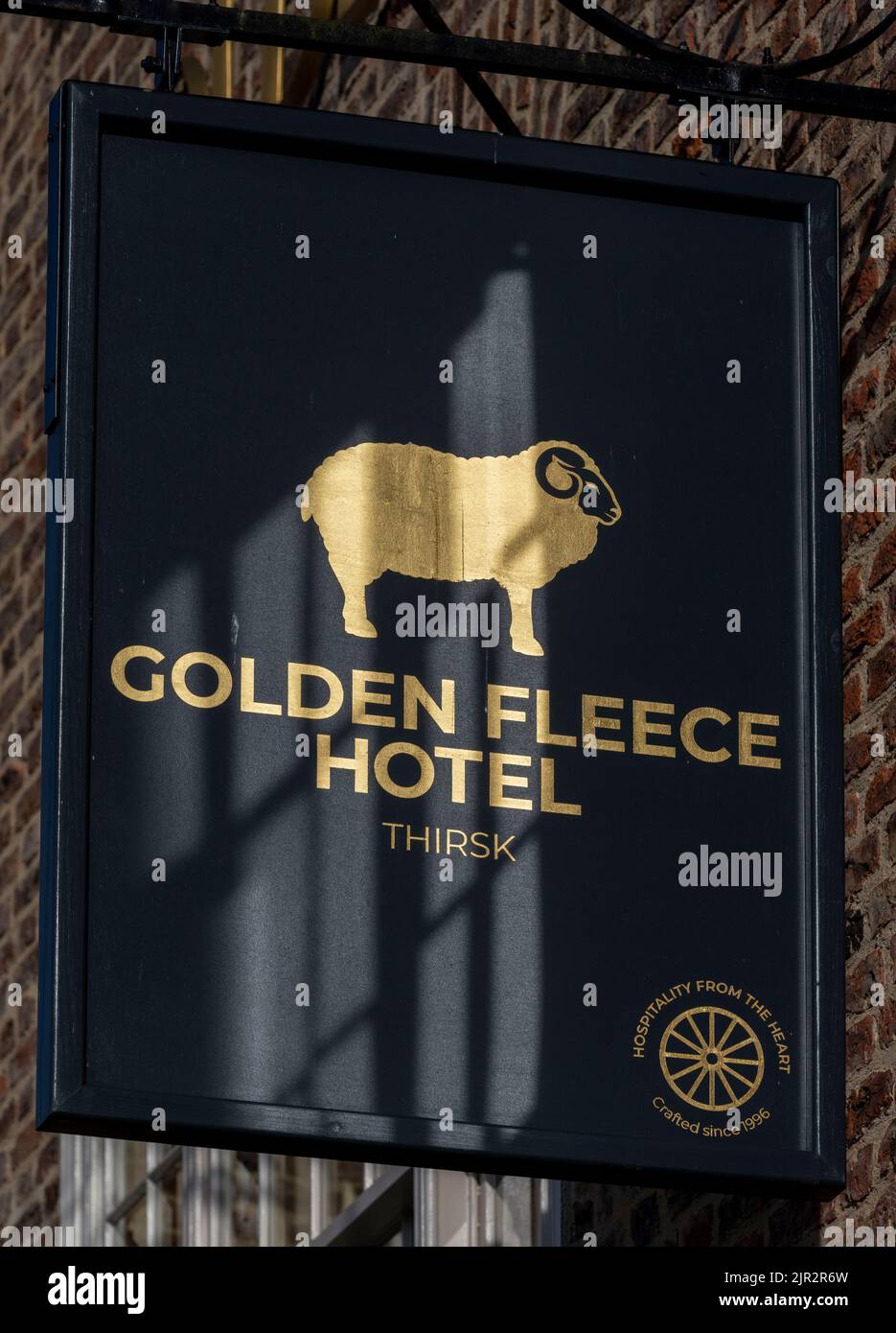Golden Fleece Hotel, Market Place, Thirsk, North Yorkshire, England, UK Stock Photo