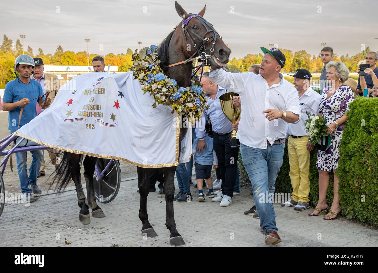 Berlin, Germany. 21st Aug, 2022. Horse racing Trotting race, 127th
