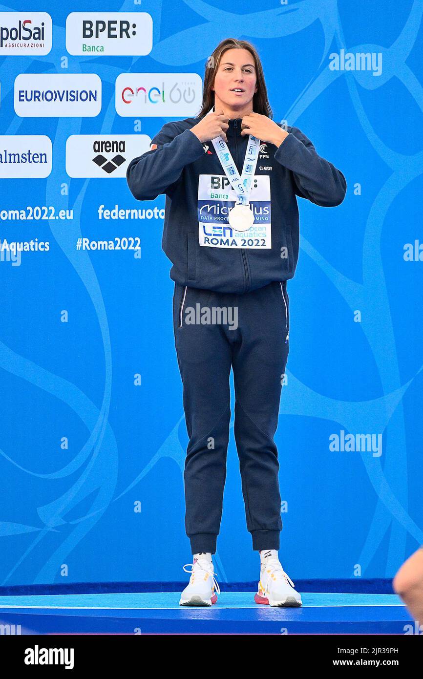 Women 100m hires stock photography and images Alamy