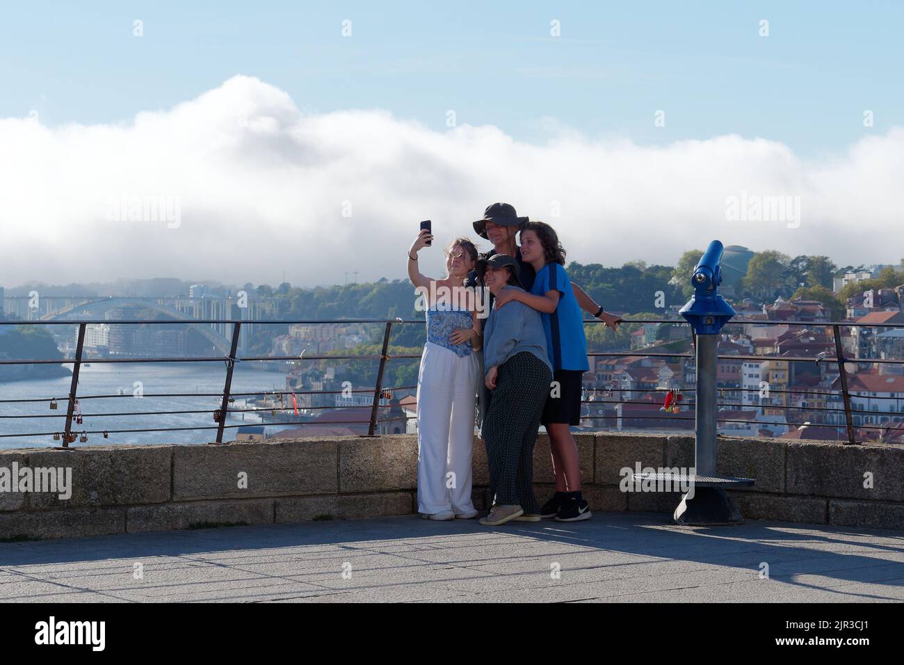 Portugese family hi-res stock photography and images - Alamy