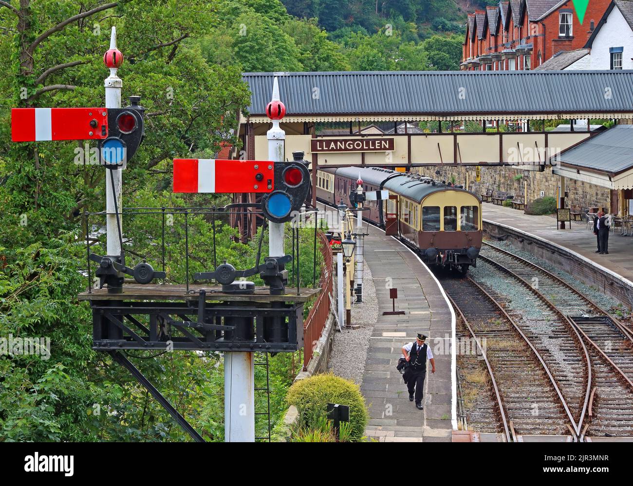 Llangollen historic railway station, The Station, Abbey Road , Llangollen, Denbighshire, Wales, UK,  LL20 8SN Stock Photo