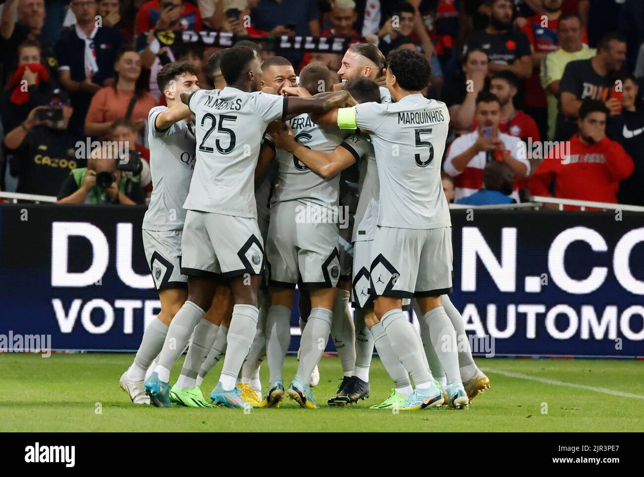 Lille, France. 21st Aug, 2022. Paris Saint-Germain's players celebrate after scoring during a French Ligue 1 football match between Lille and Paris Saint-Germain (PSG) at Stade Pierre-Mauroy in Villeneuve-d'Asq, northern France, Aug. 21, 2022. Credit: Rit Heize/Xinhua/Alamy Live News Stock Photo