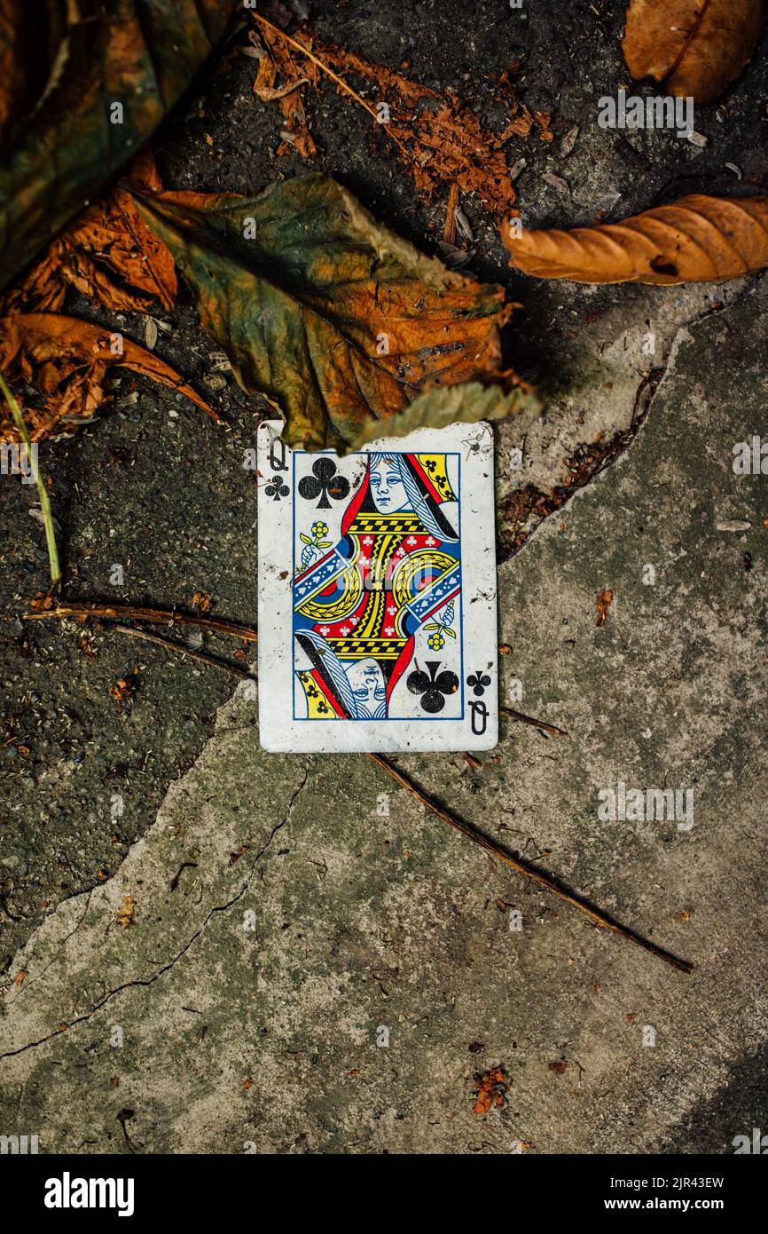 Queen of spades hi-res stock photography and images - Alamy