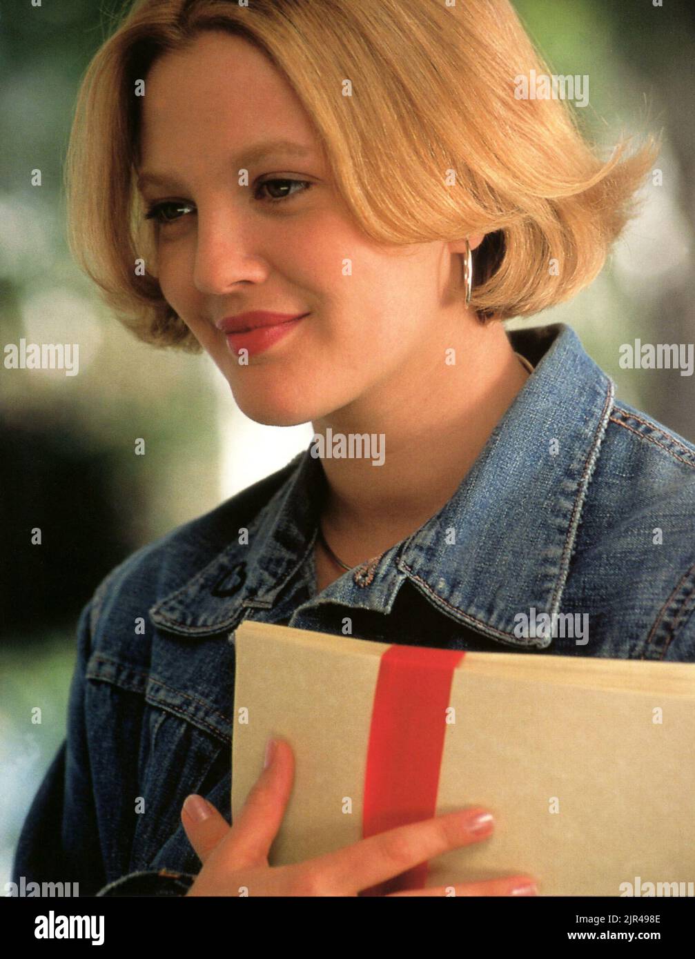 DREW BARRYMORE In THE WEDDING SINGER (1998), Directed By FRANK CORACI
