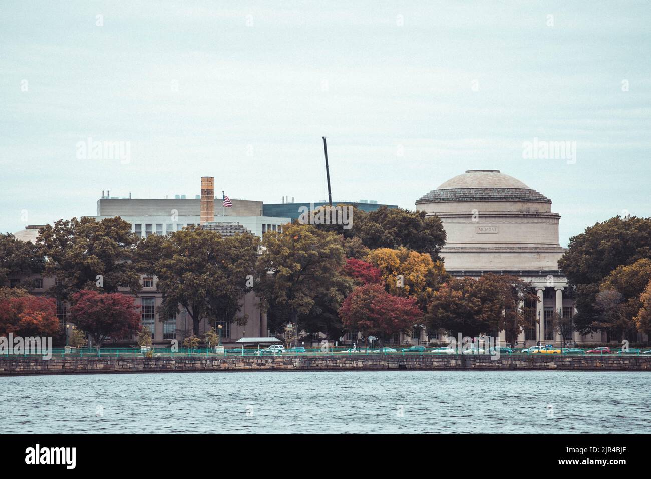 A scenic shot of the Charles River and the Massachusetts Institute of Technology in Cambridge, Massachusetts Stock Photo